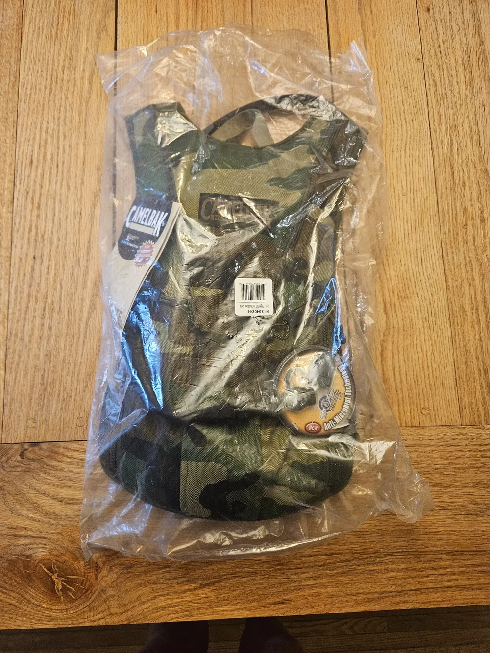 NWT CamelBak Camouflage Hydration Pack - Green/Brown